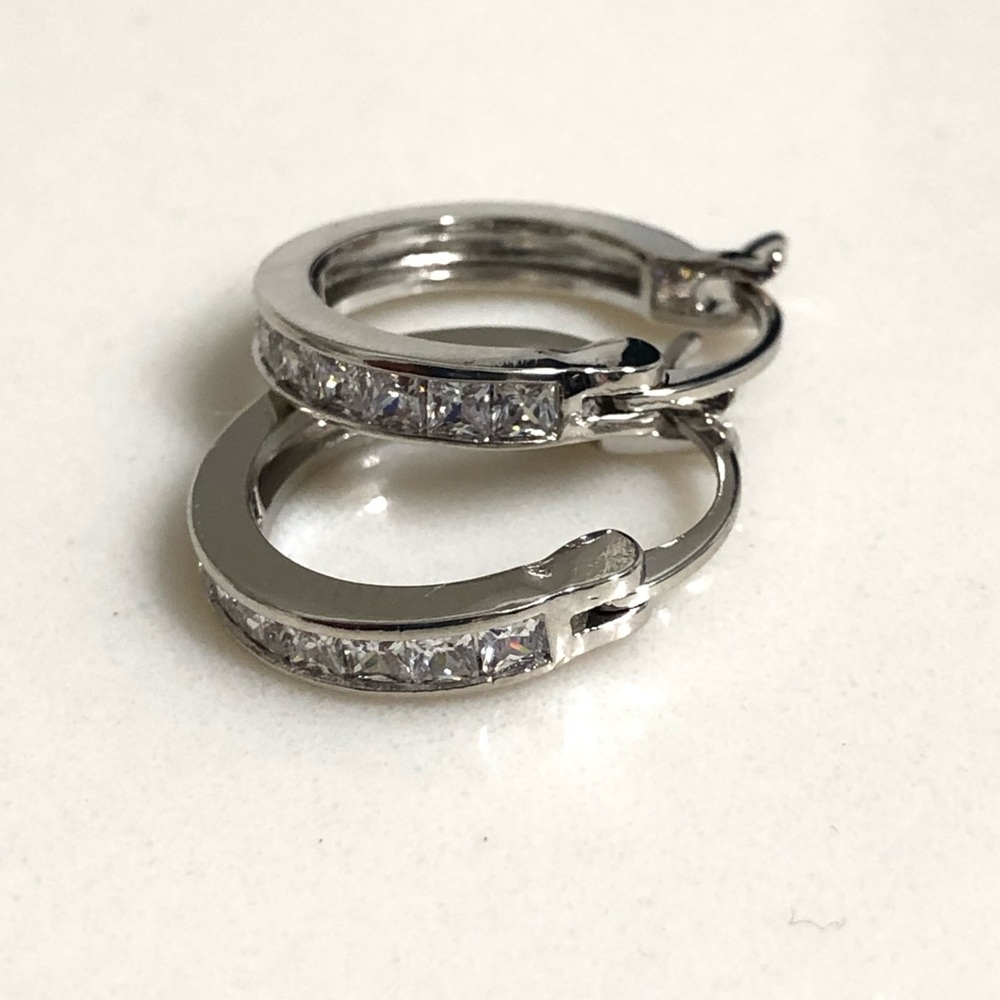 18k white gold Filled CZ Hoop Earrings - Picture 4 of 6